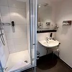 Schnuetgenhof Uebernachtung Am Biggesee 호텔 아텐도른