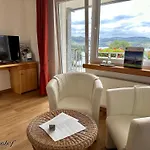 Schnuetgenhof Uebernachtung Am Biggesee 호텔 아텐도른