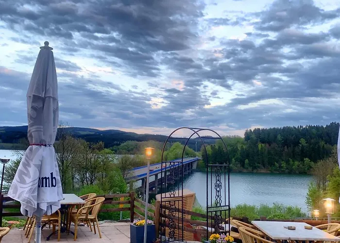 Schnuetgenhof Uebernachtung Am Biggesee Attendorn