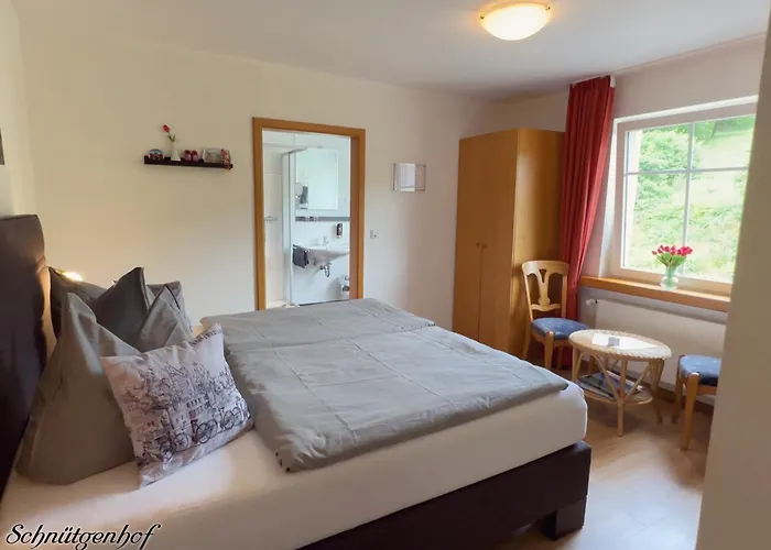 Schnuetgenhof Uebernachtung Am Biggesee Hotell *