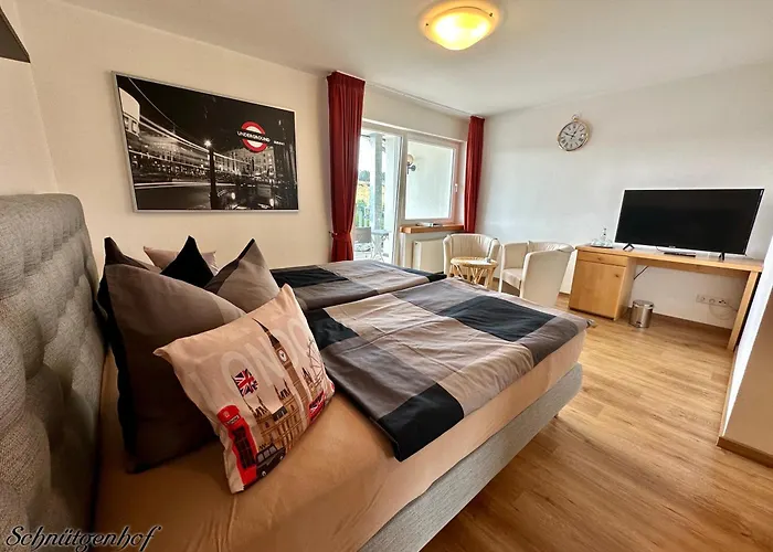 Hotell Schnuetgenhof Uebernachtung Am Biggesee Attendorn